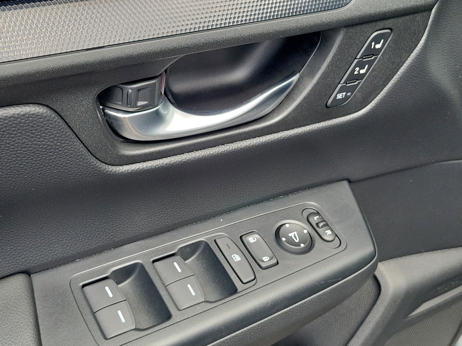 2024 Honda CR-V Sport-L - Photo 28