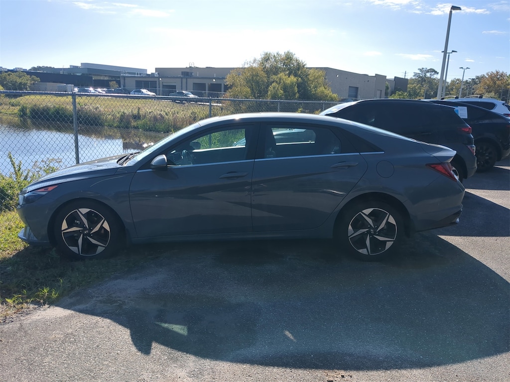 Certified 2022 Hyundai Elantra SEL Sedan