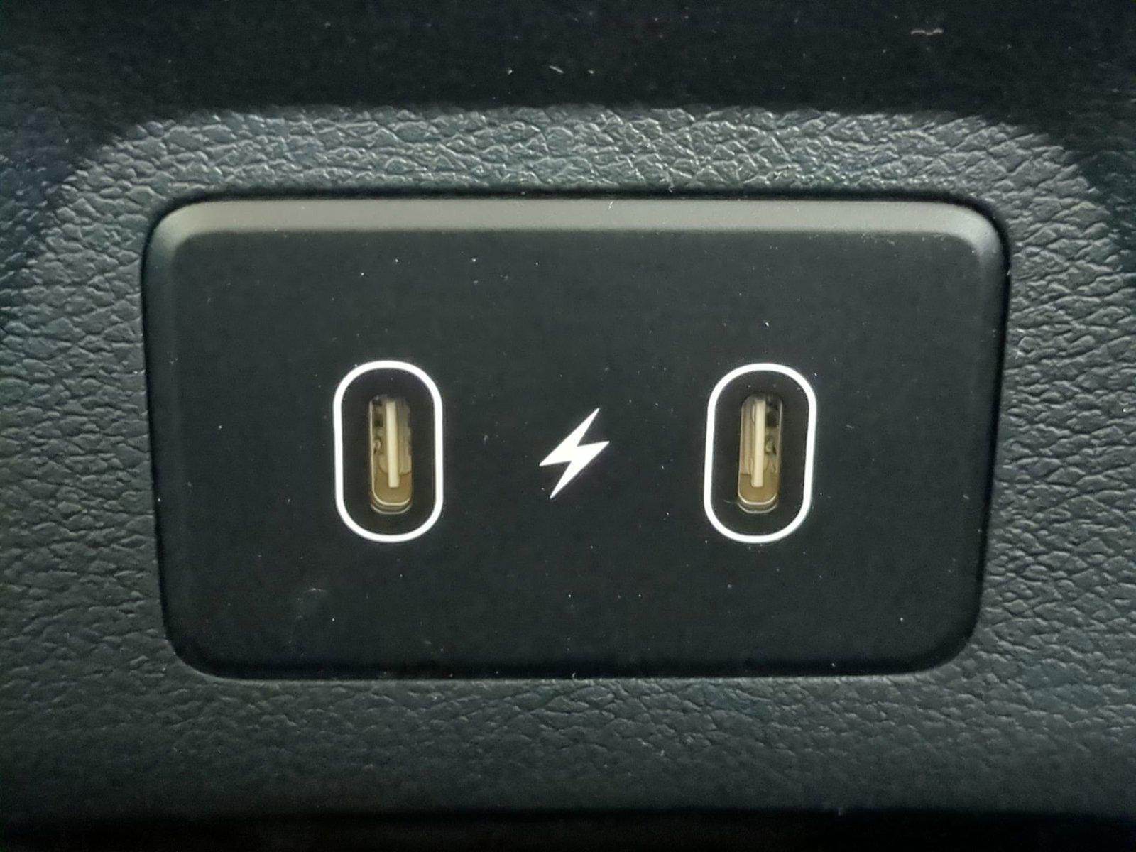 2025 Hyundai Venue SEL - Photo 34