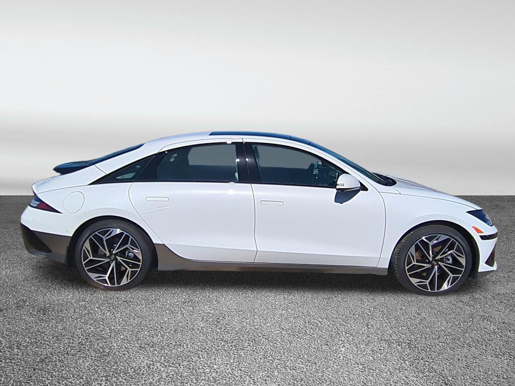 New 2025 Hyundai IONIQ 6 Limited Sedan