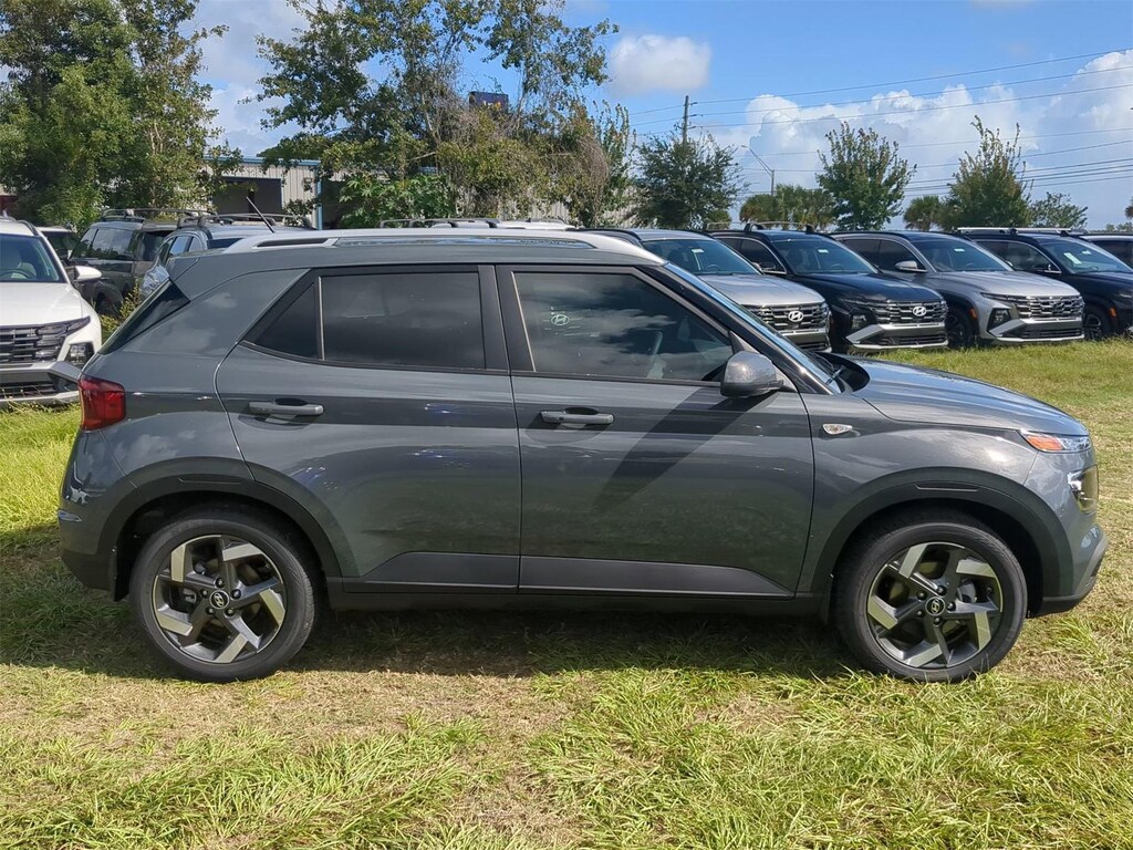 New 2026 Hyundai Venue SEL SUV