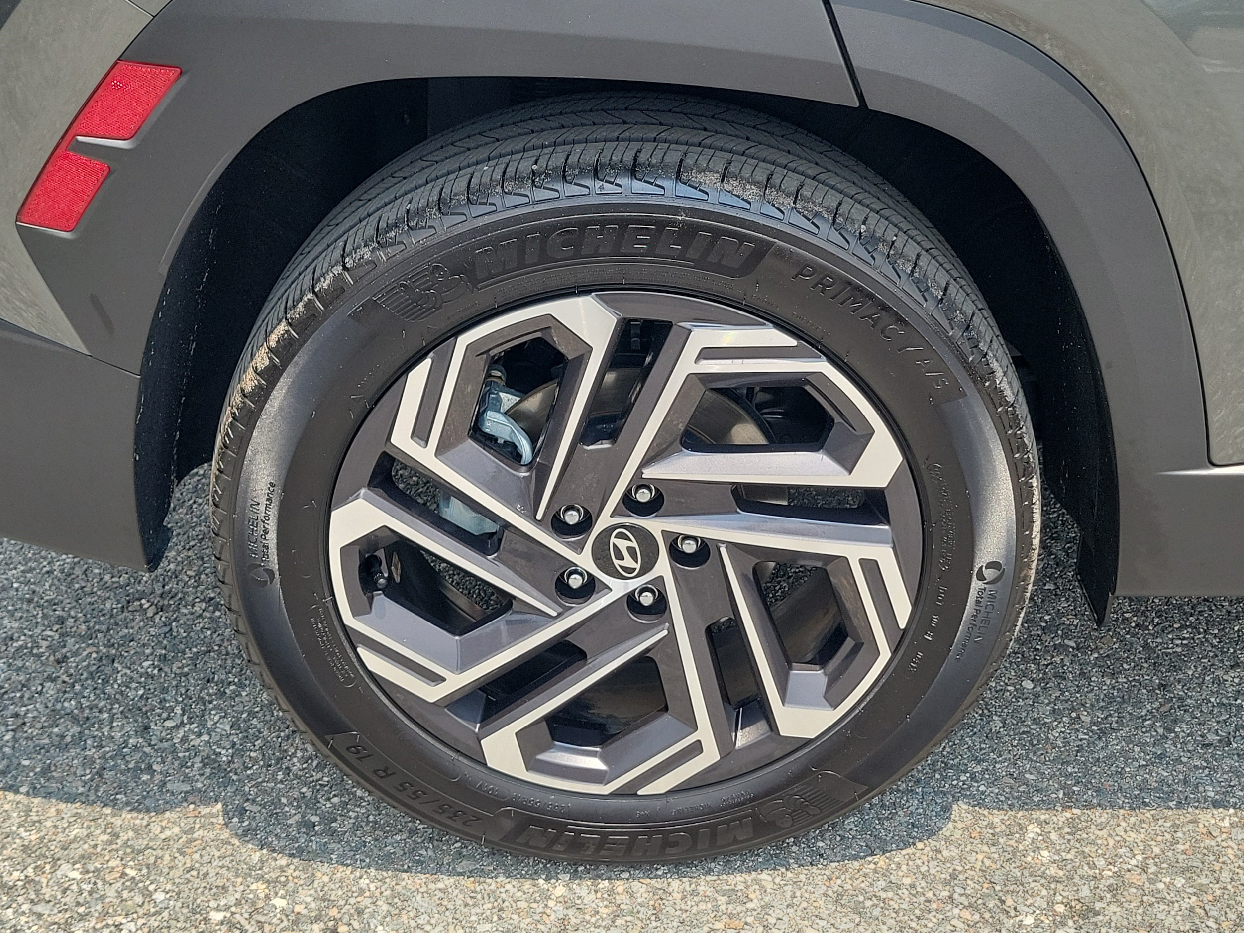 2026 Hyundai Tucson Limited - Photo 13