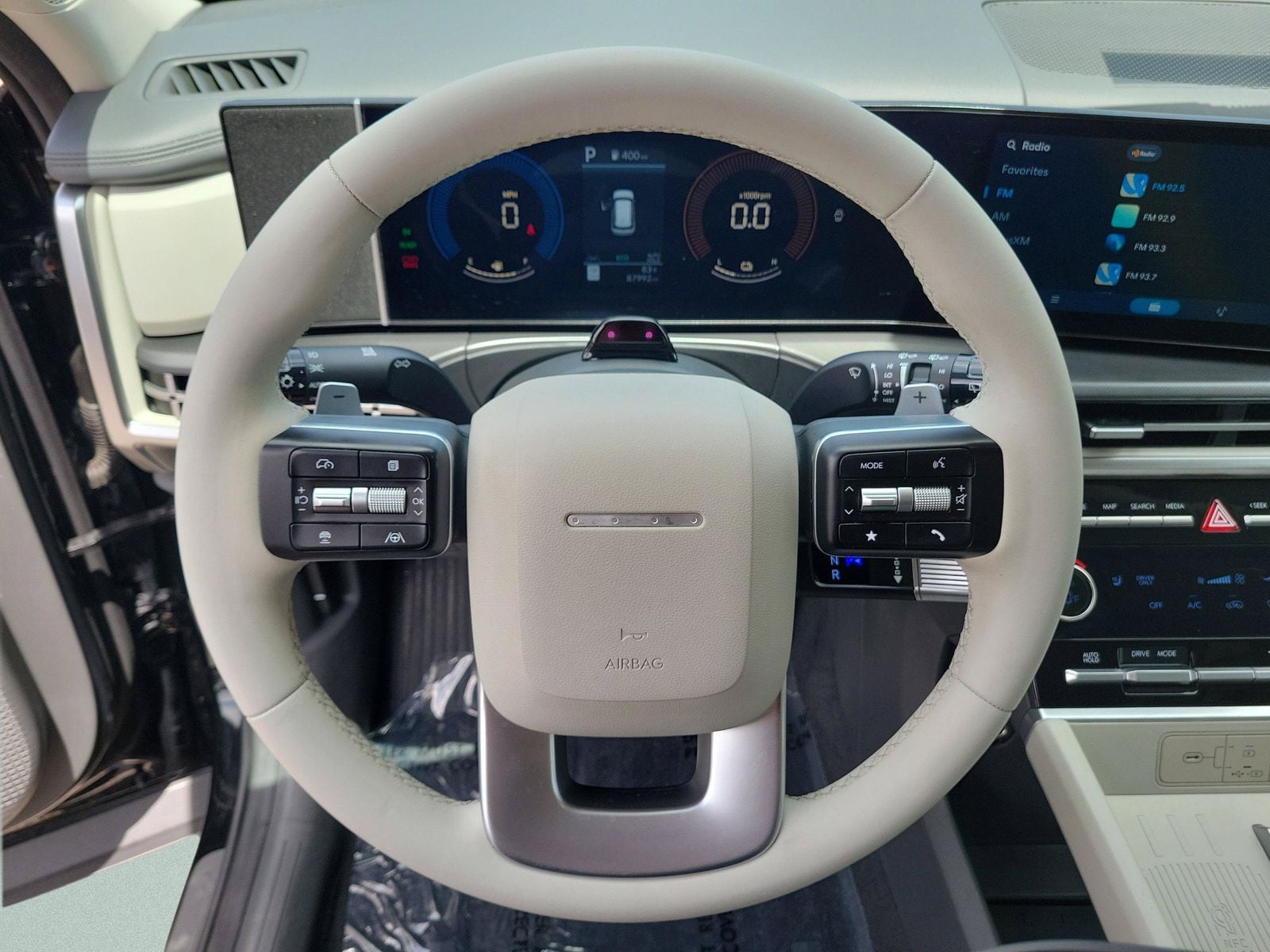 2025 Hyundai Santa Fe SEL - Photo 32