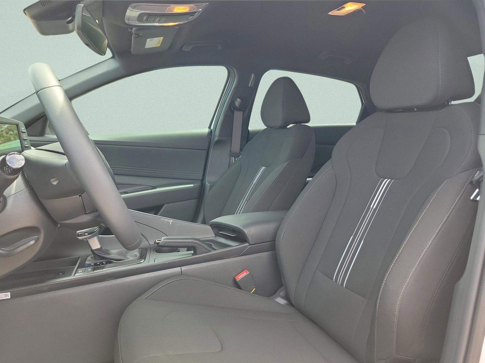 2026 Hyundai Elantra SEL Sport - Photo 22