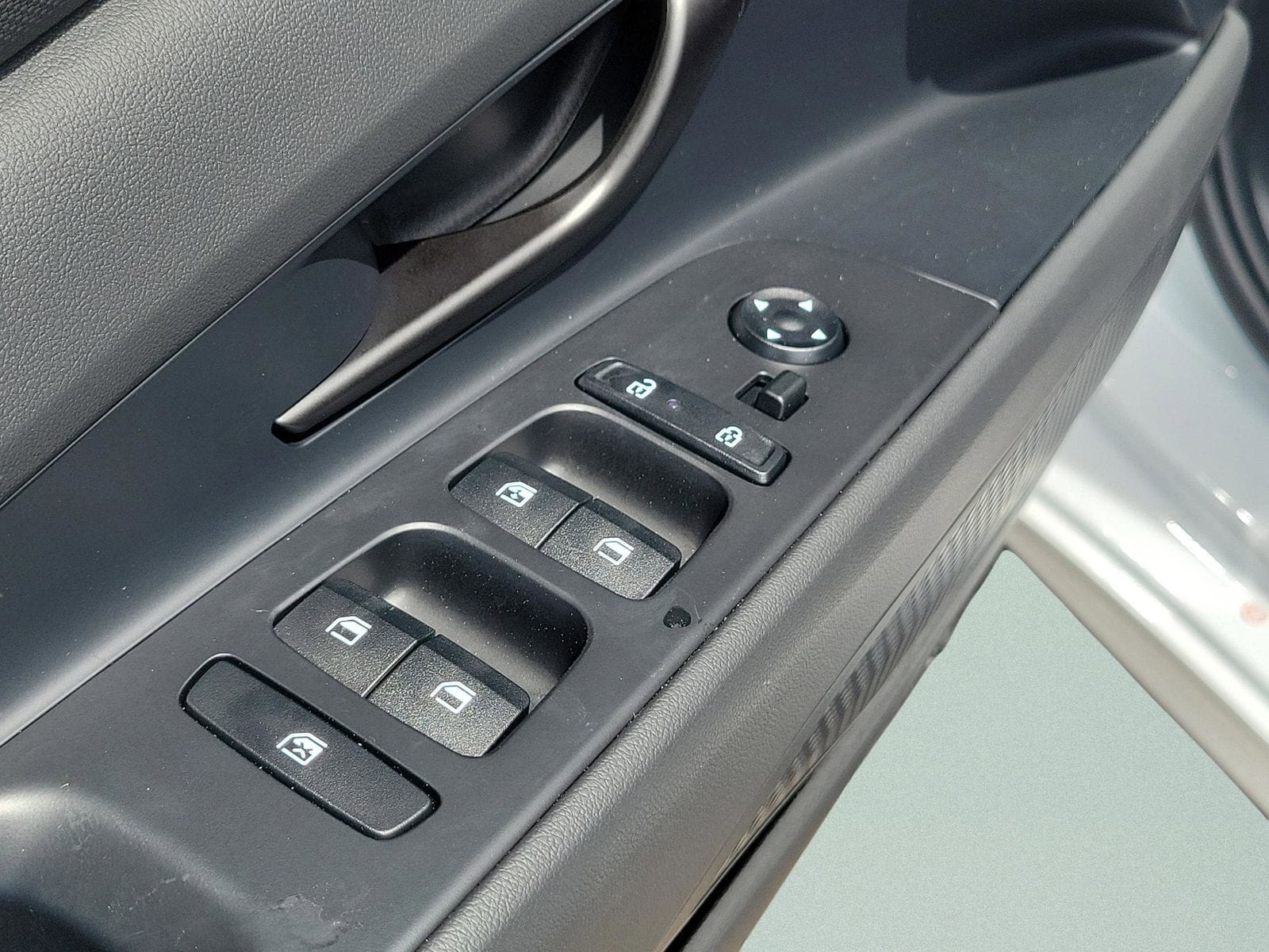 2026 Hyundai Elantra SEL Sport - Photo 25