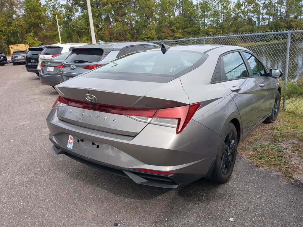 Used 2023 Hyundai Elantra SEL Sedan