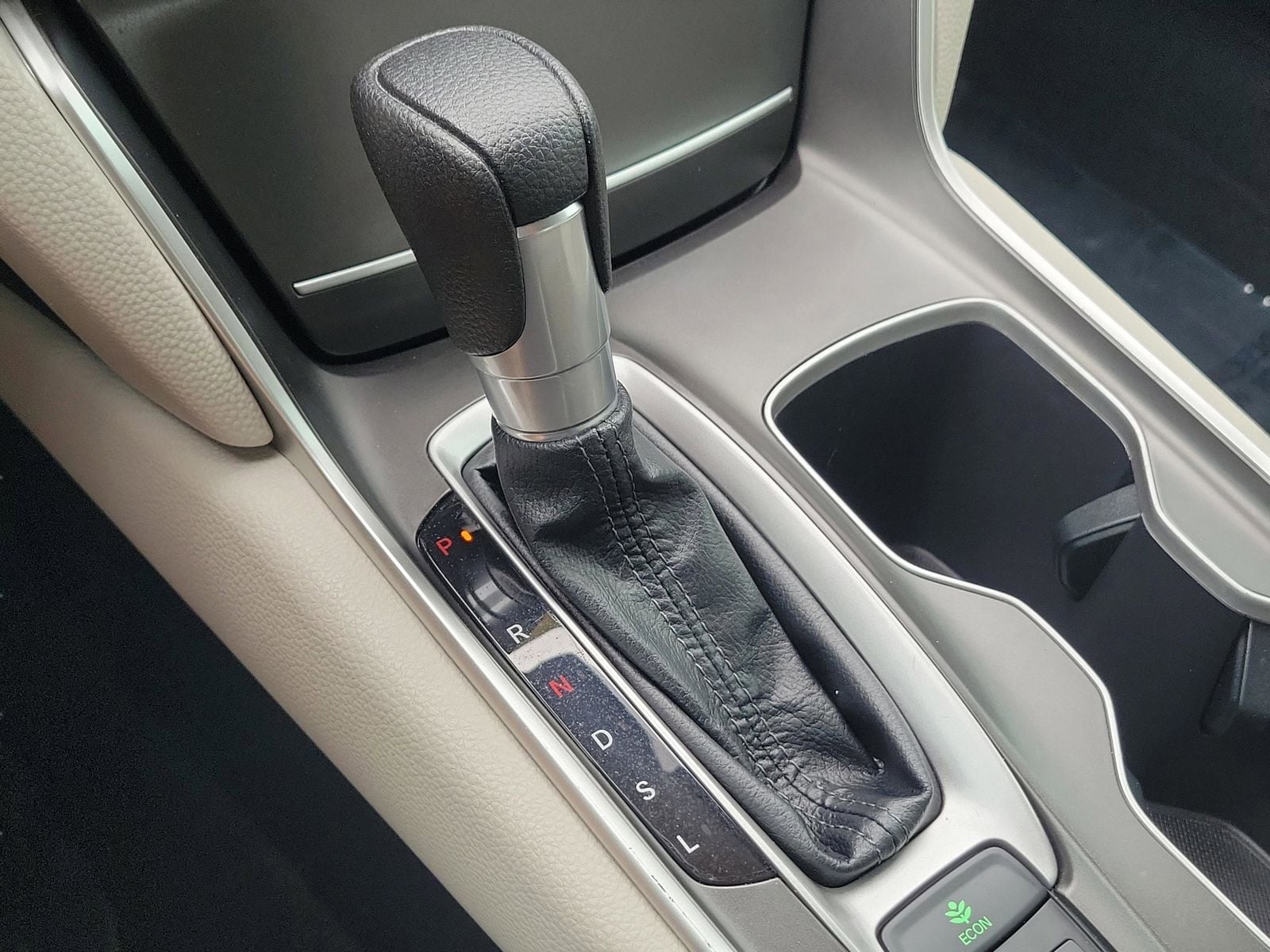 2021 Honda Accord LX - Photo 18