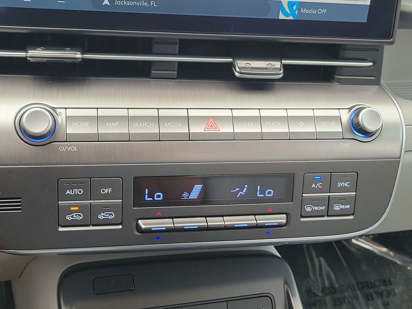 2025 Hyundai Kona Limited - Photo 36