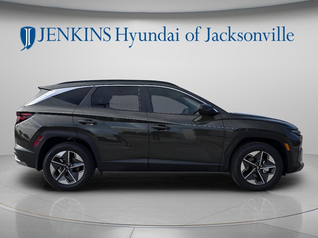New 2026 Hyundai Tucson SEL FWD SUV