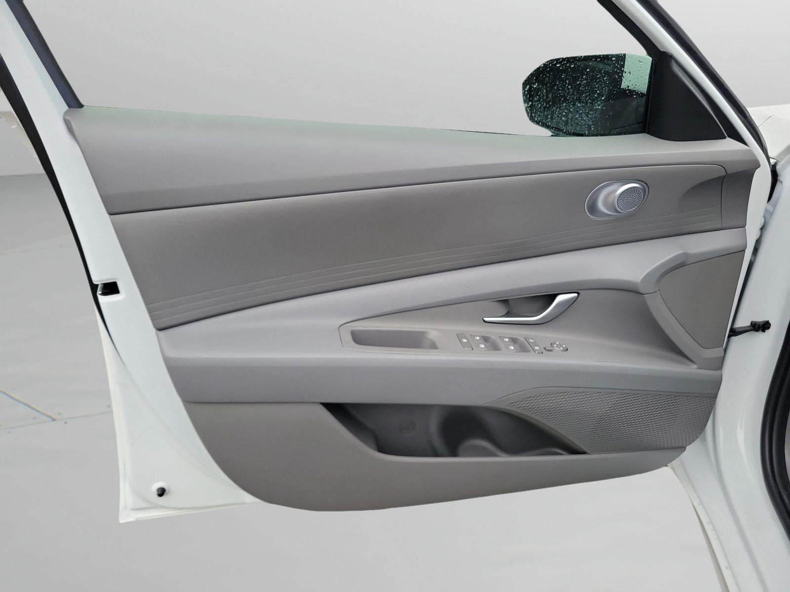 2026 Hyundai Elantra 27
