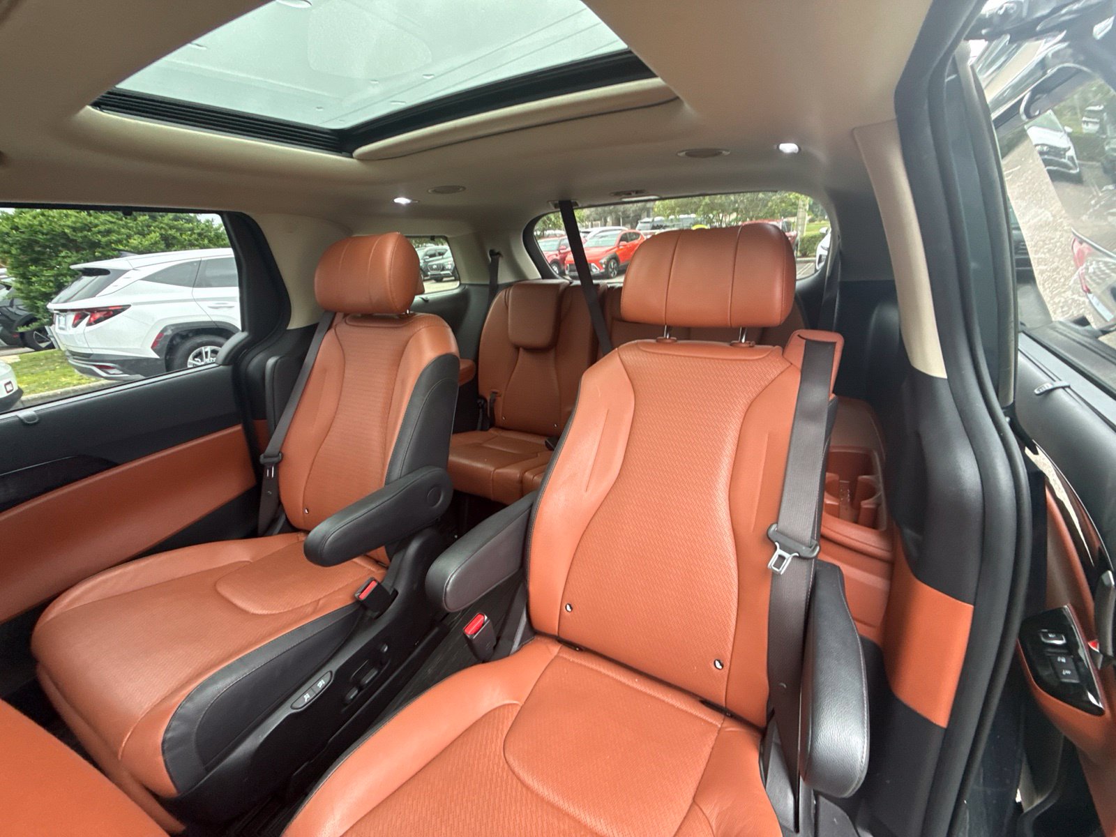 2023 Kia Carnival SX Prestige - Photo 10