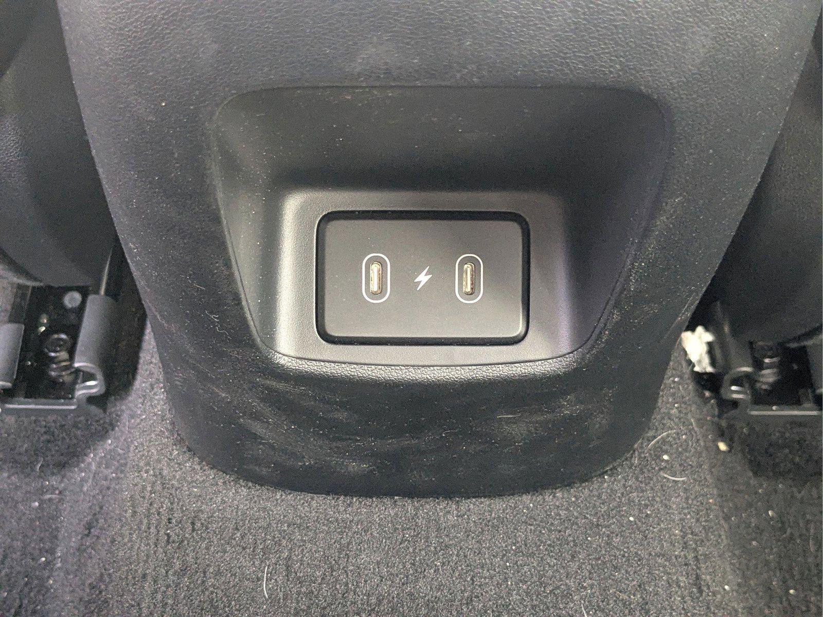 2025 Hyundai Elantra SEL - Photo 17