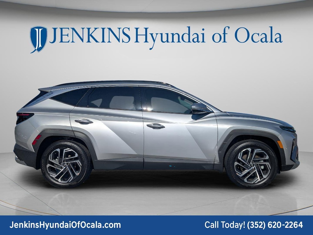 New 2026 Hyundai Tucson Limited FWD SUV