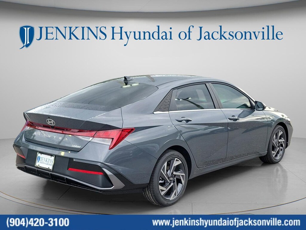New 2026 Hyundai Elantra Limited Sedan