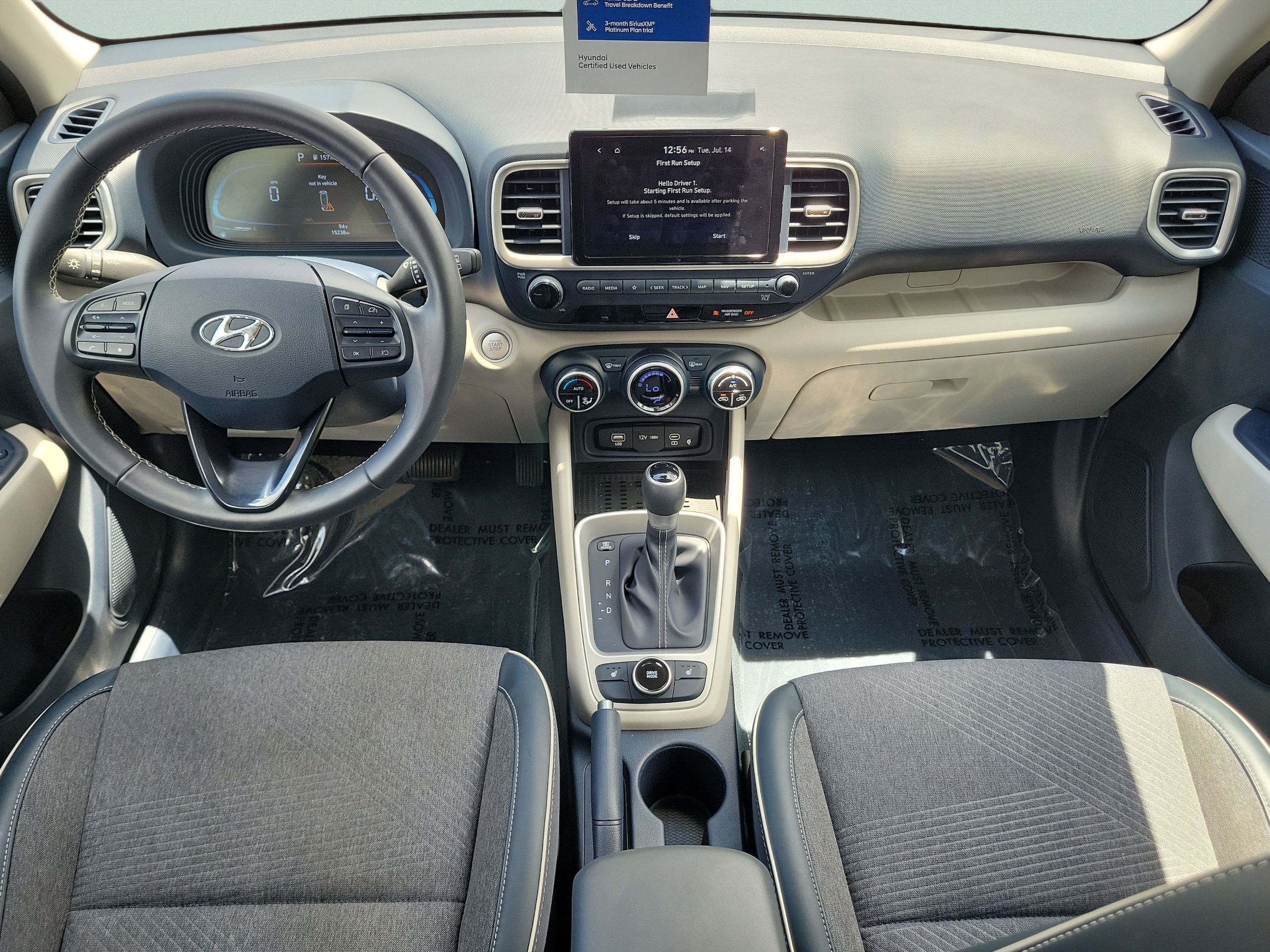 2023 Hyundai Venue Limited - Photo 15