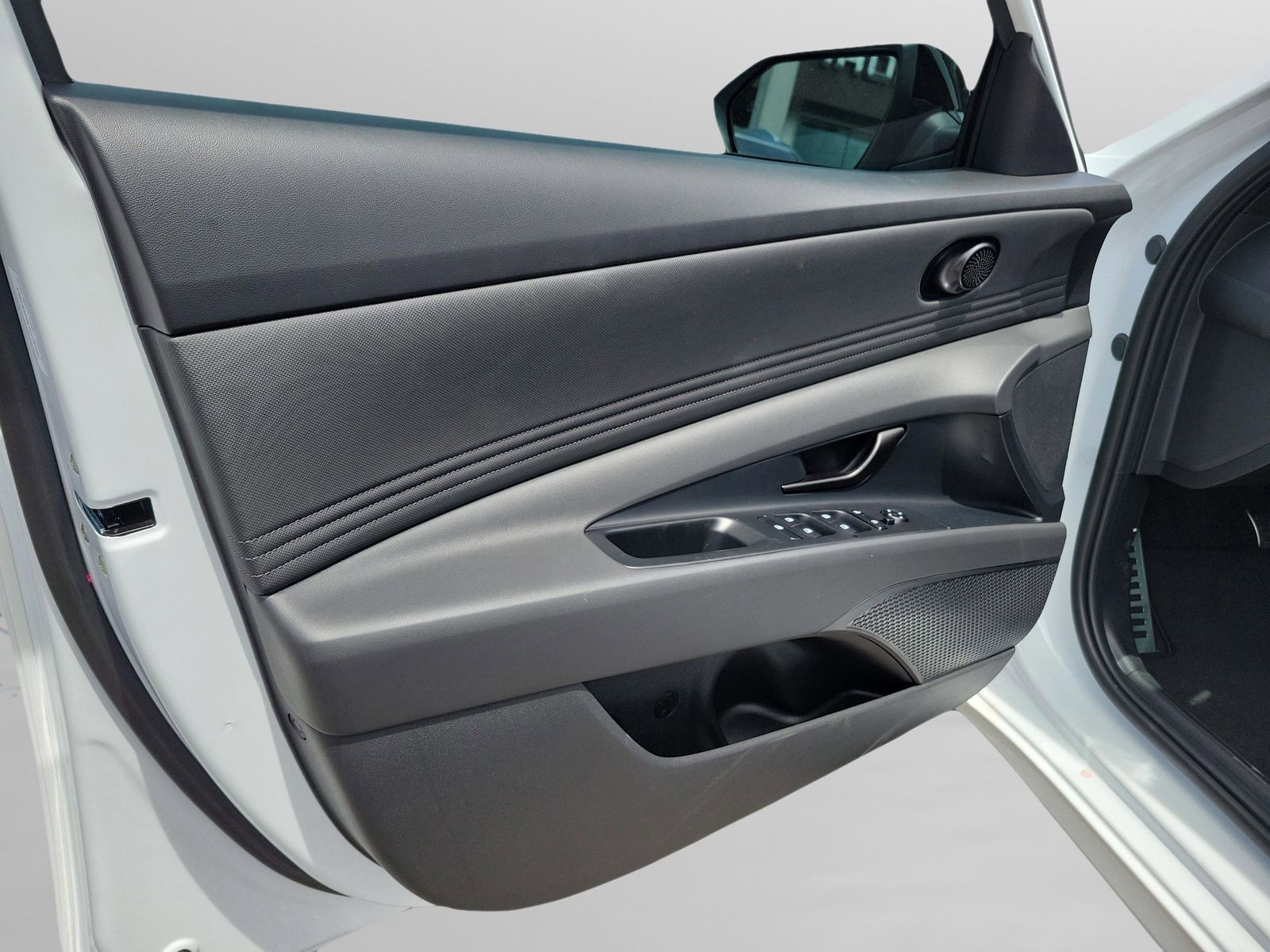 2026 Hyundai Elantra SEL Sport - Photo 24