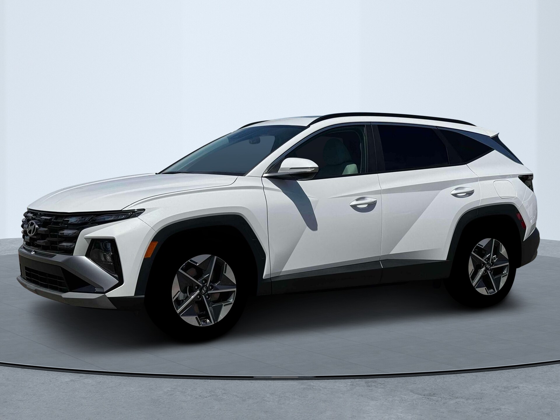 2026 Hyundai Tucson SEL Convenience photo 2