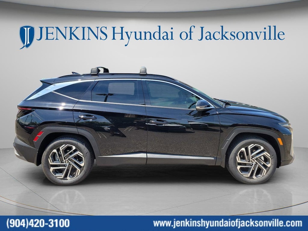 New 2026 Hyundai Tucson Limited FWD SUV