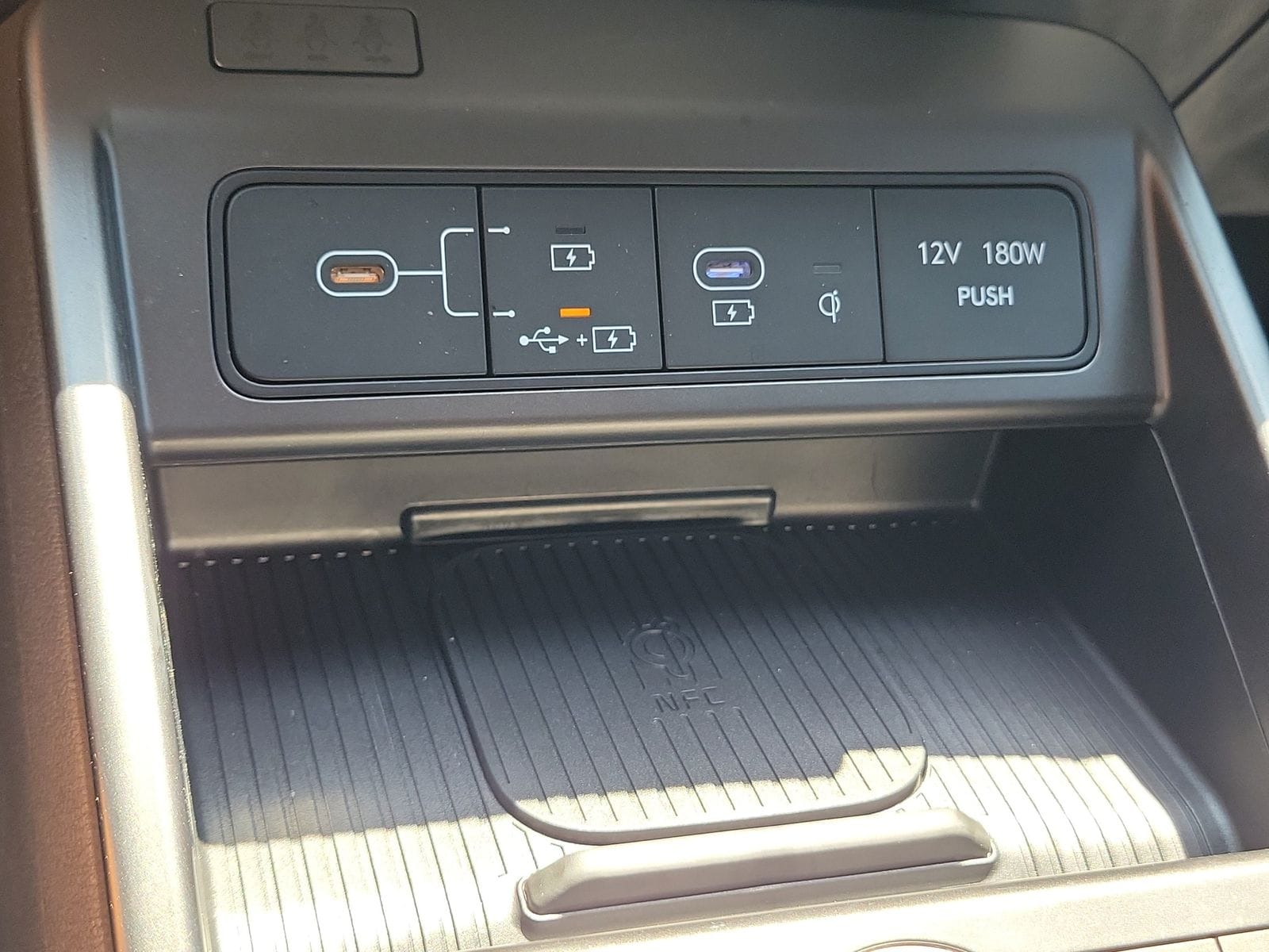 2025 Hyundai Kona SEL Convenience - Photo 36