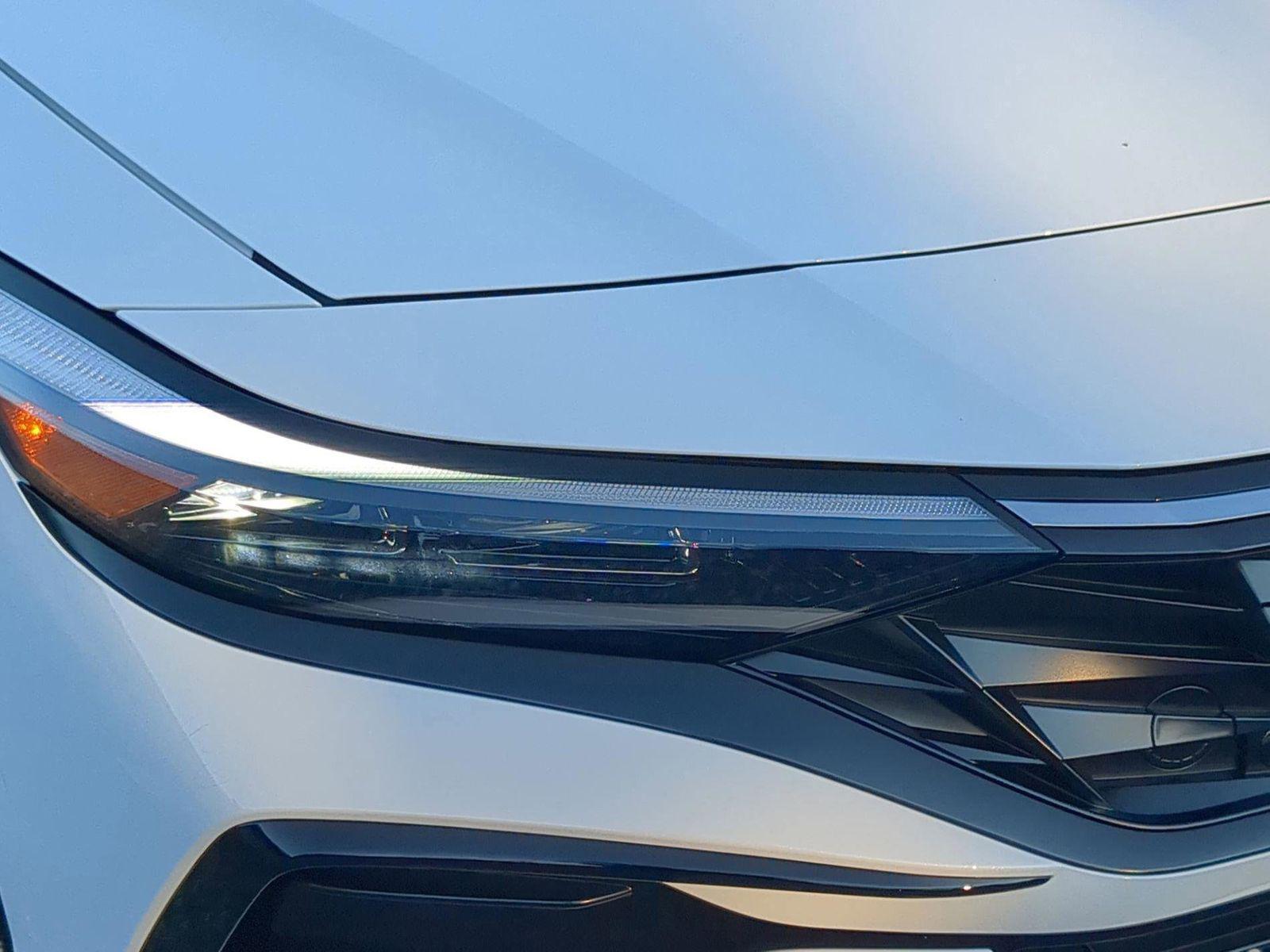 2025 Hyundai Elantra SEL - Photo 37