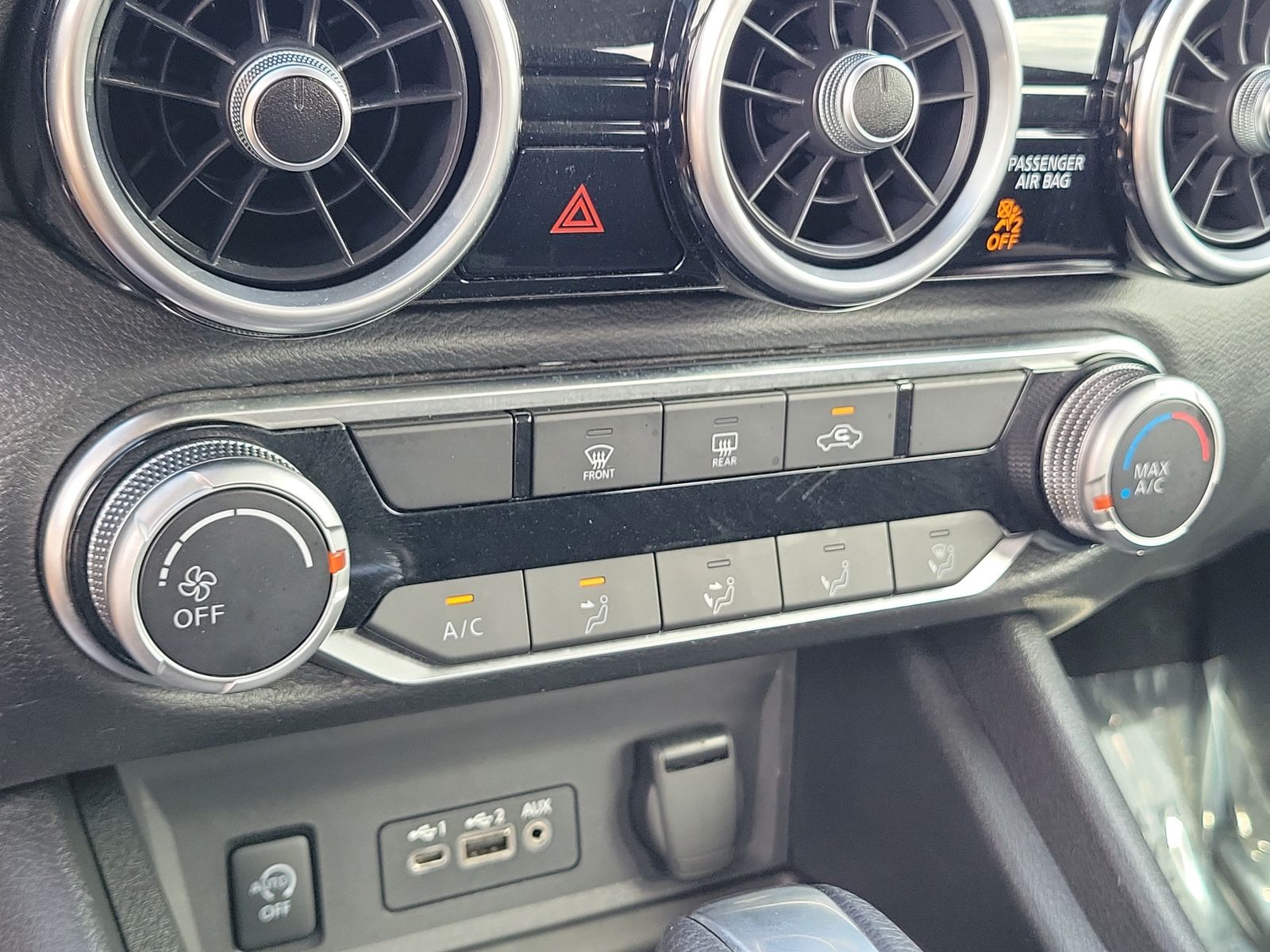 2024 Nissan Sentra SV - Photo 34