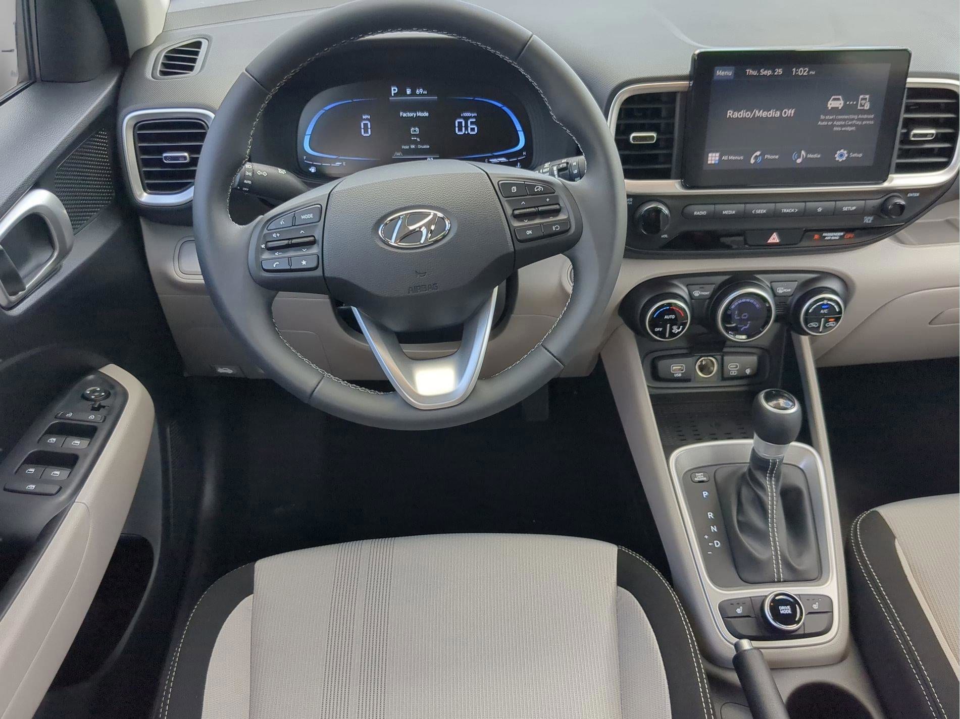 2026 Hyundai Venue SEL - Photo 21