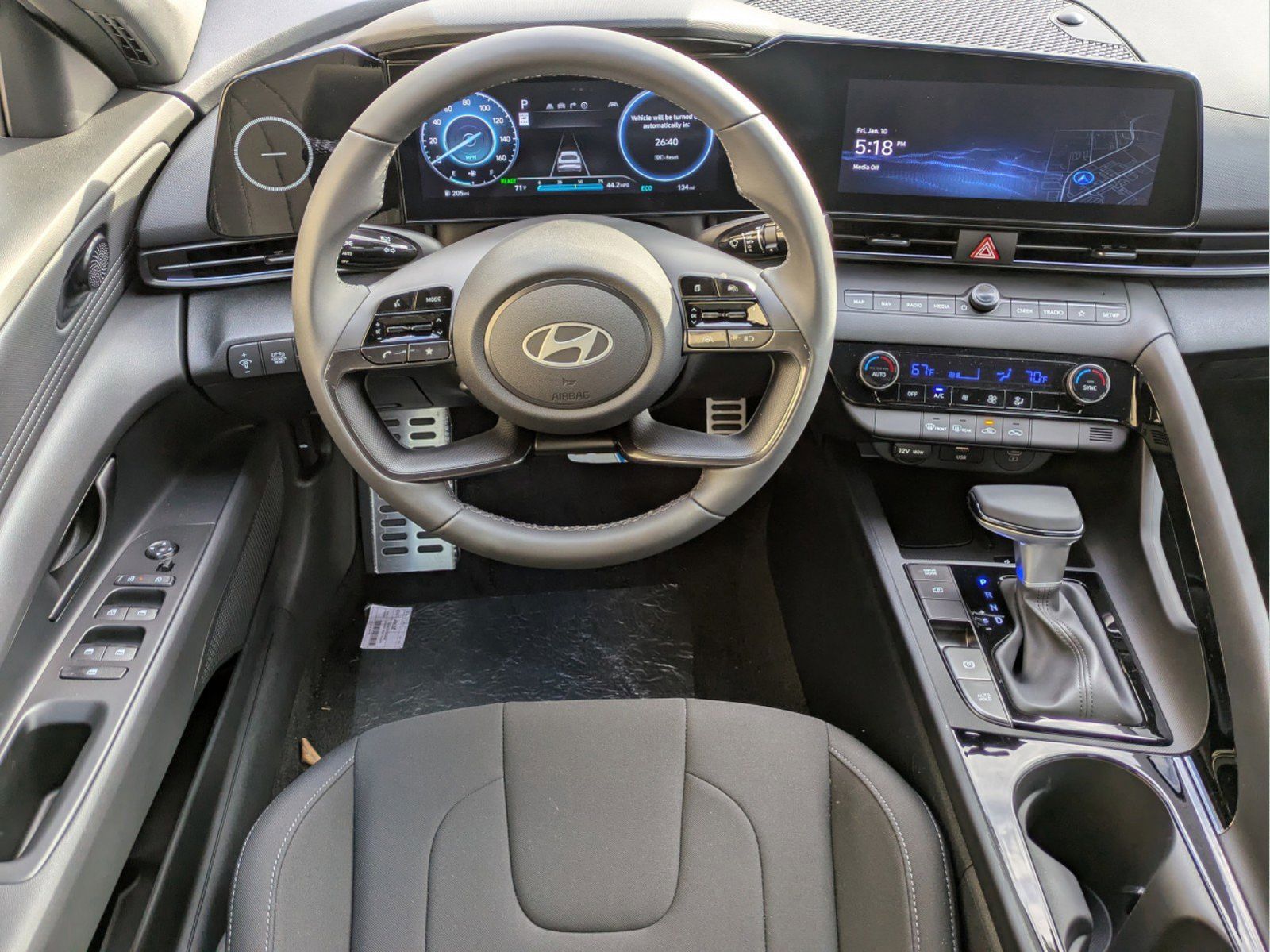2025 Hyundai Elantra Blue - Photo 17