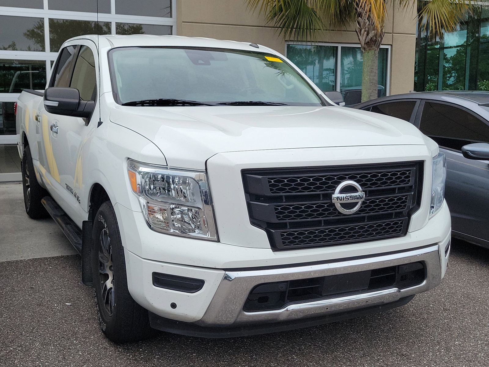 2020 Nissan Titan Truck 