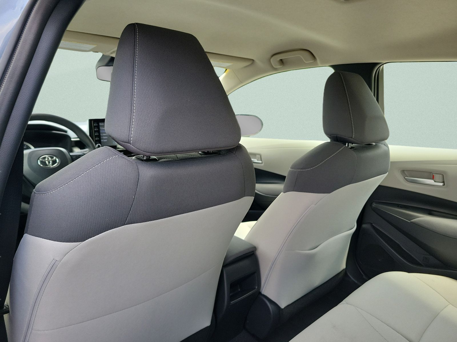 2020 Toyota Corolla LE - Photo 16