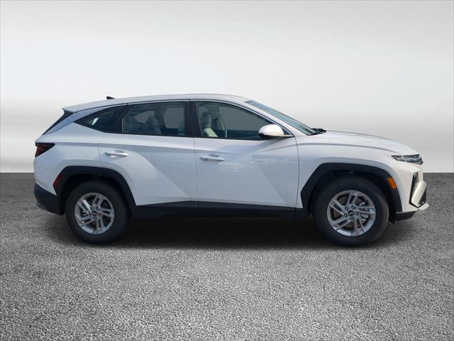 2025 Hyundai Tucson SE photo 2