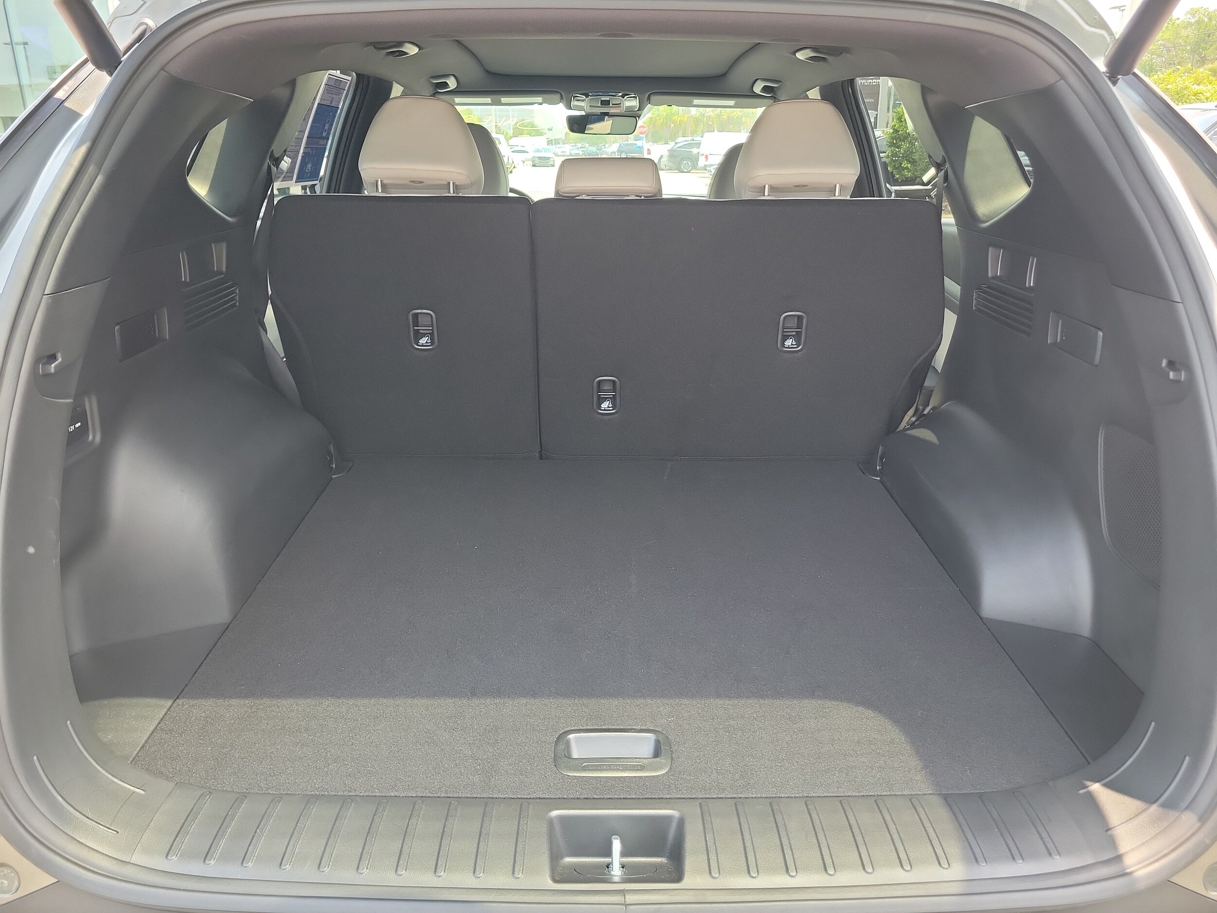2026 Hyundai Tucson Limited - Photo 17