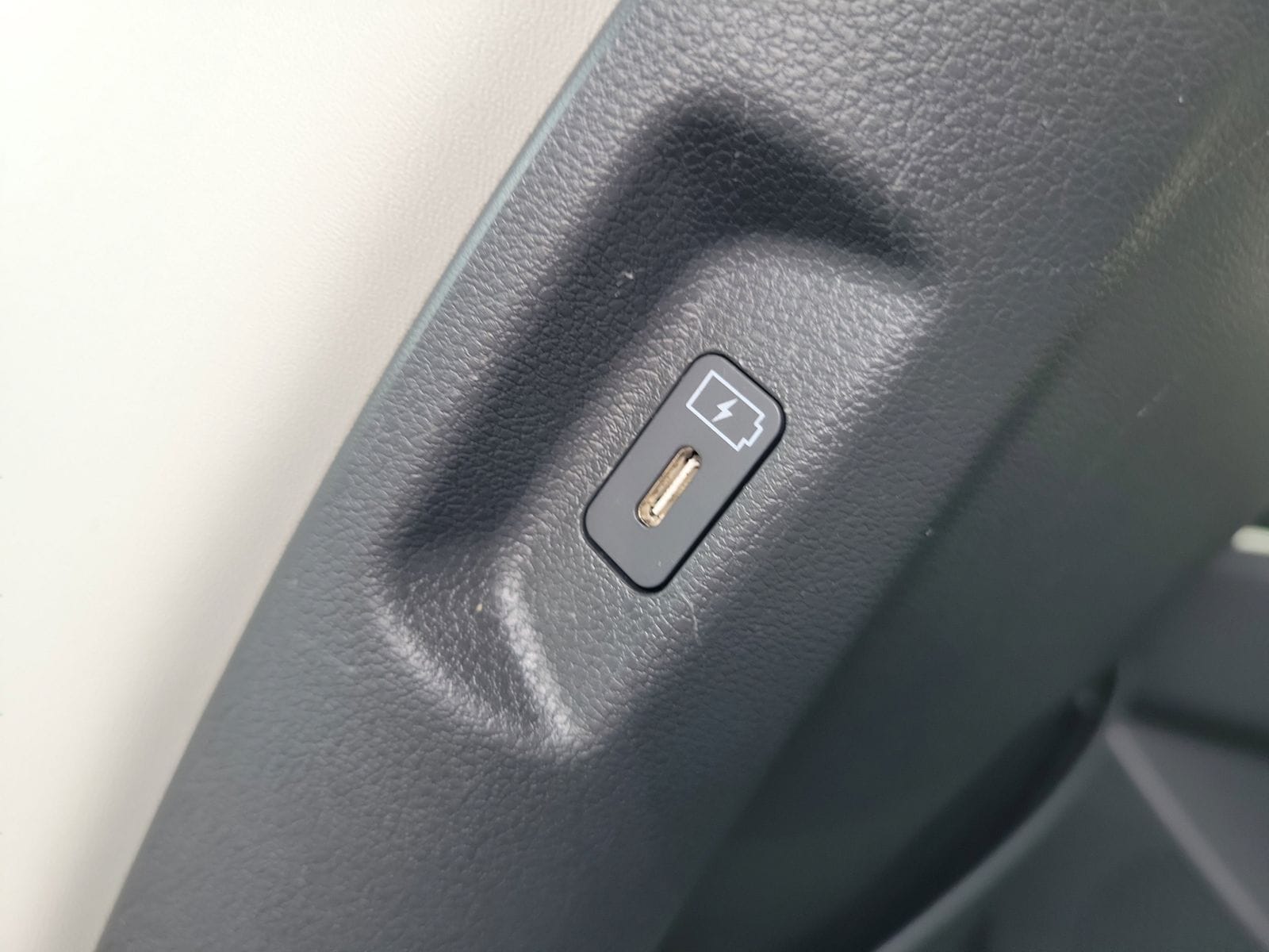 2025 Hyundai Santa Fe SEL - Photo 24