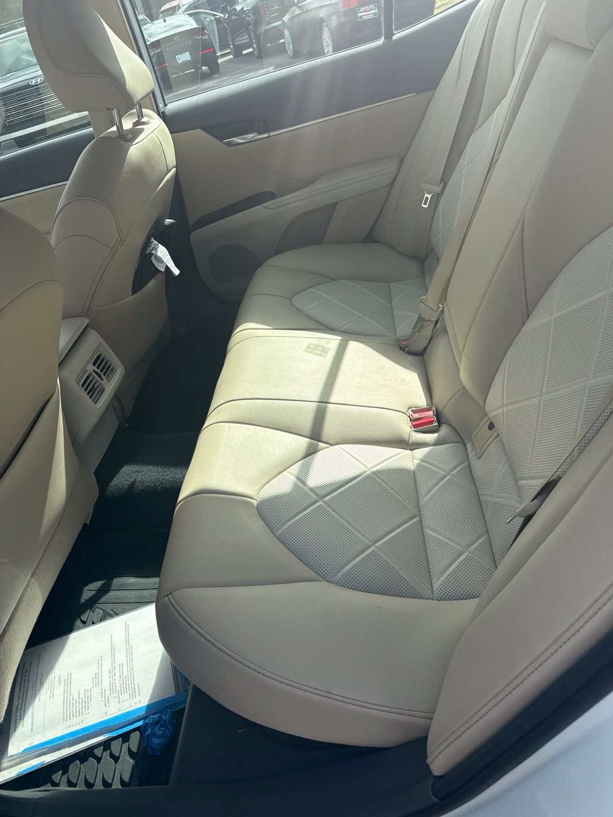 Used 2019 Toyota Camry Hybrid XLE Sedan