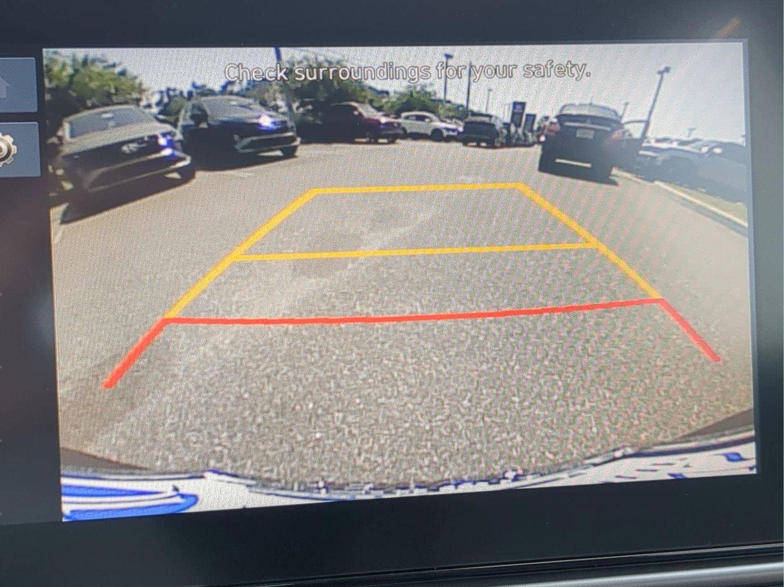 2025 Hyundai Venue SEL - Photo 25