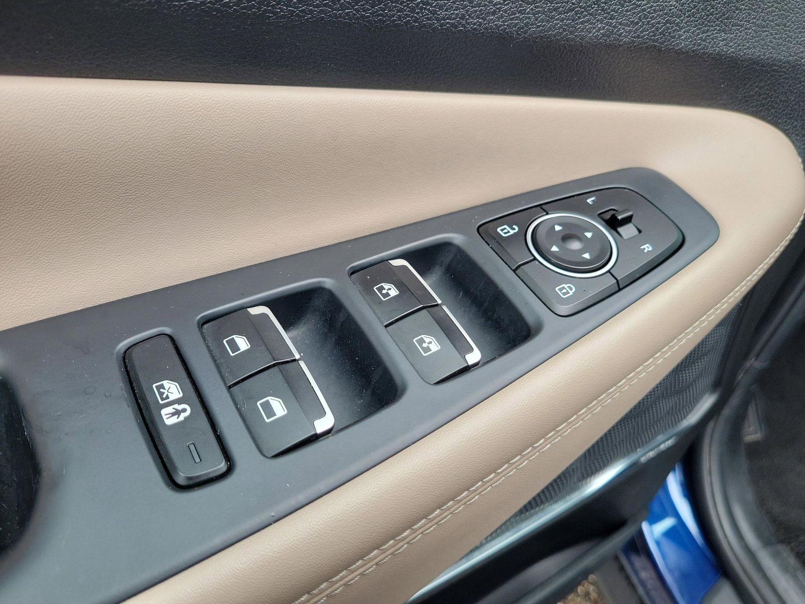 2023 Hyundai Santa Fe SEL - Photo 28