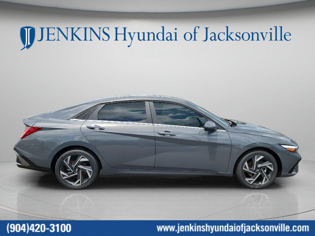 New 2026 Hyundai Elantra Limited Sedan