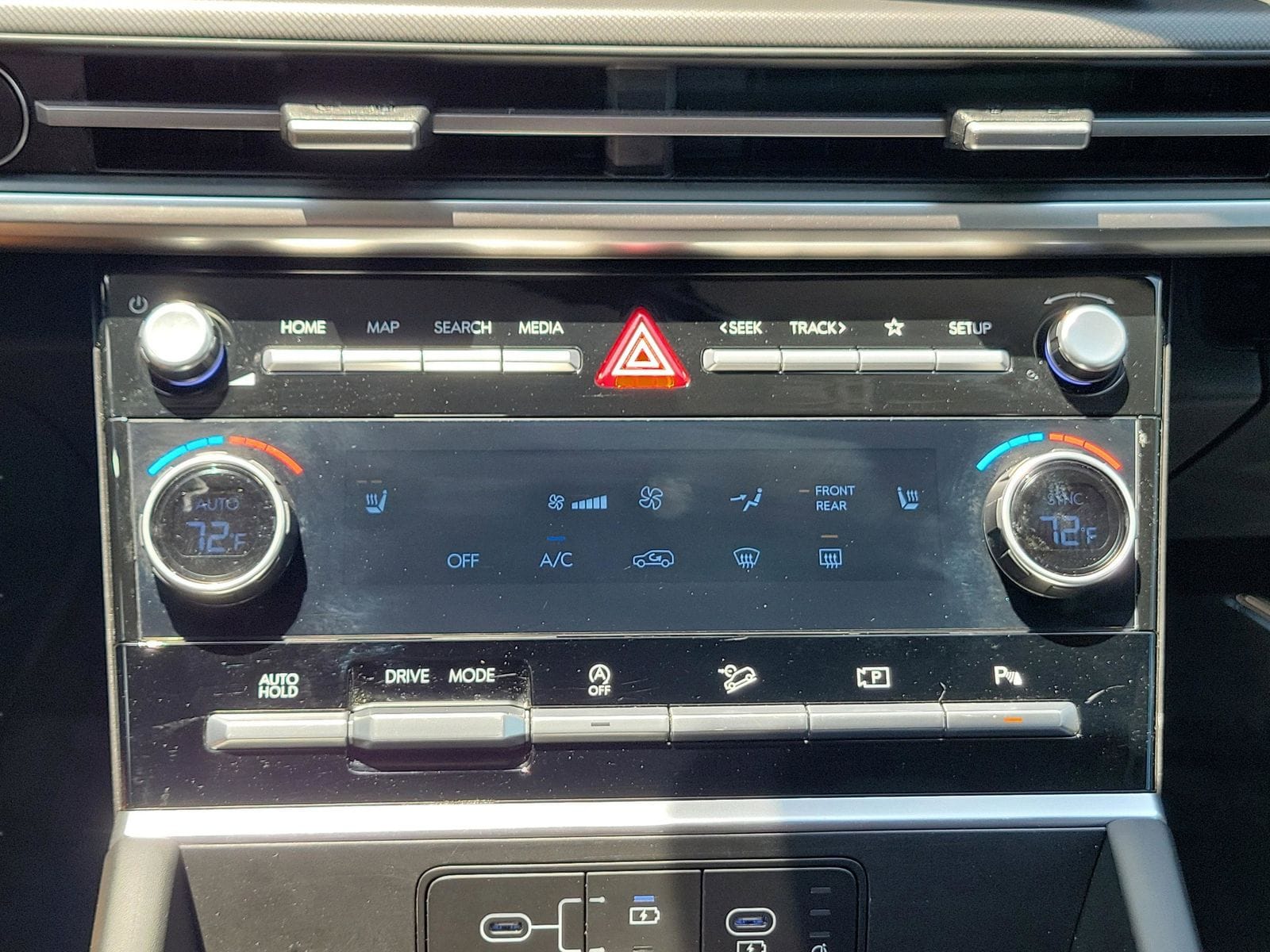 2025 Hyundai Santa Fe SEL - Photo 40