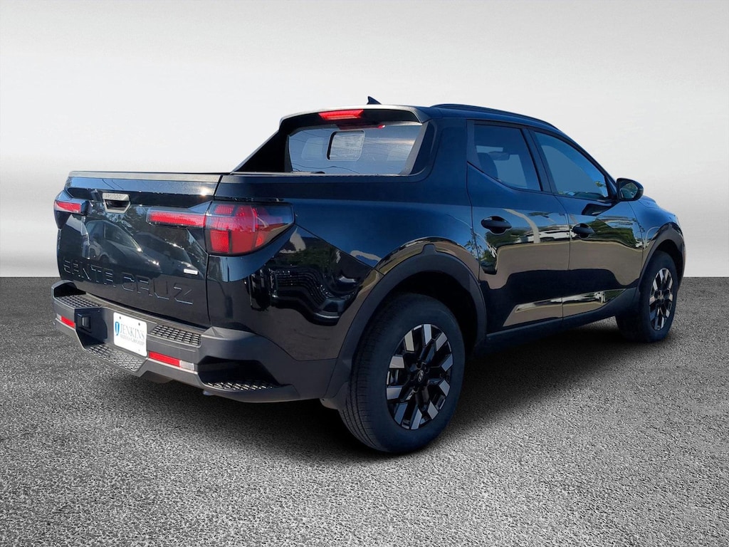 New 2025 Hyundai Santa Cruz SEL Activity AWD Truck