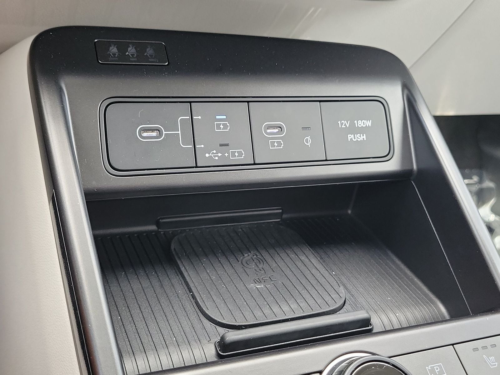2024 Hyundai Kona Limited - Photo 41