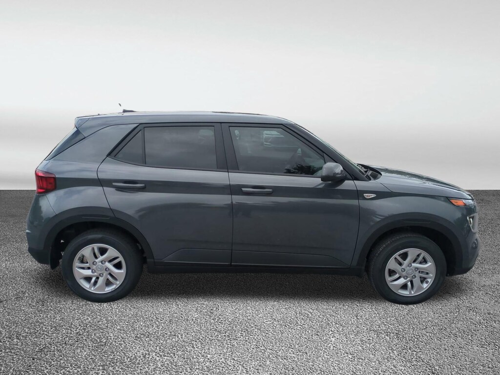 New 2026 Hyundai Venue SE SUV