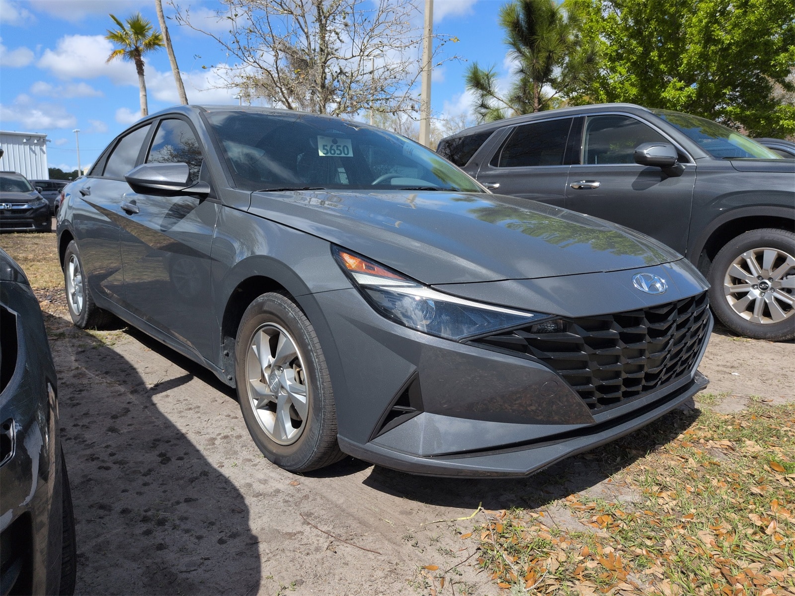2023 Hyundai Elantra SE