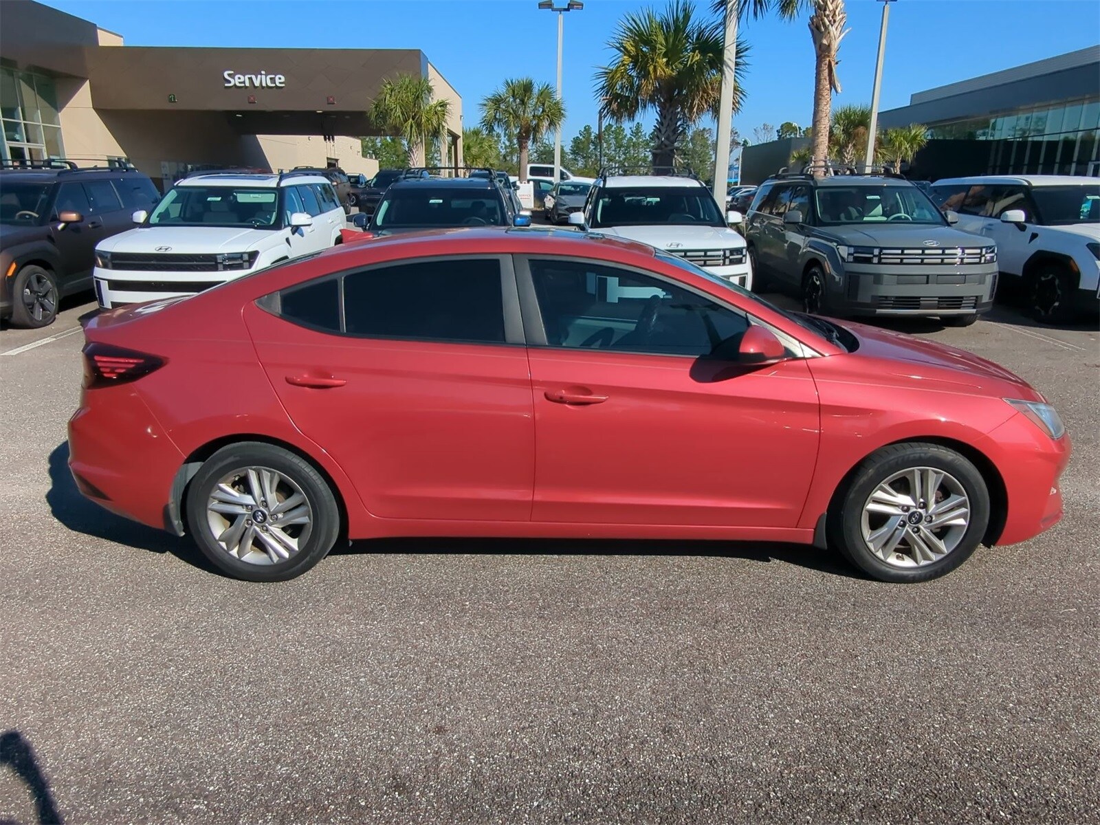 2019 Hyundai Elantra Value Edition photo 2