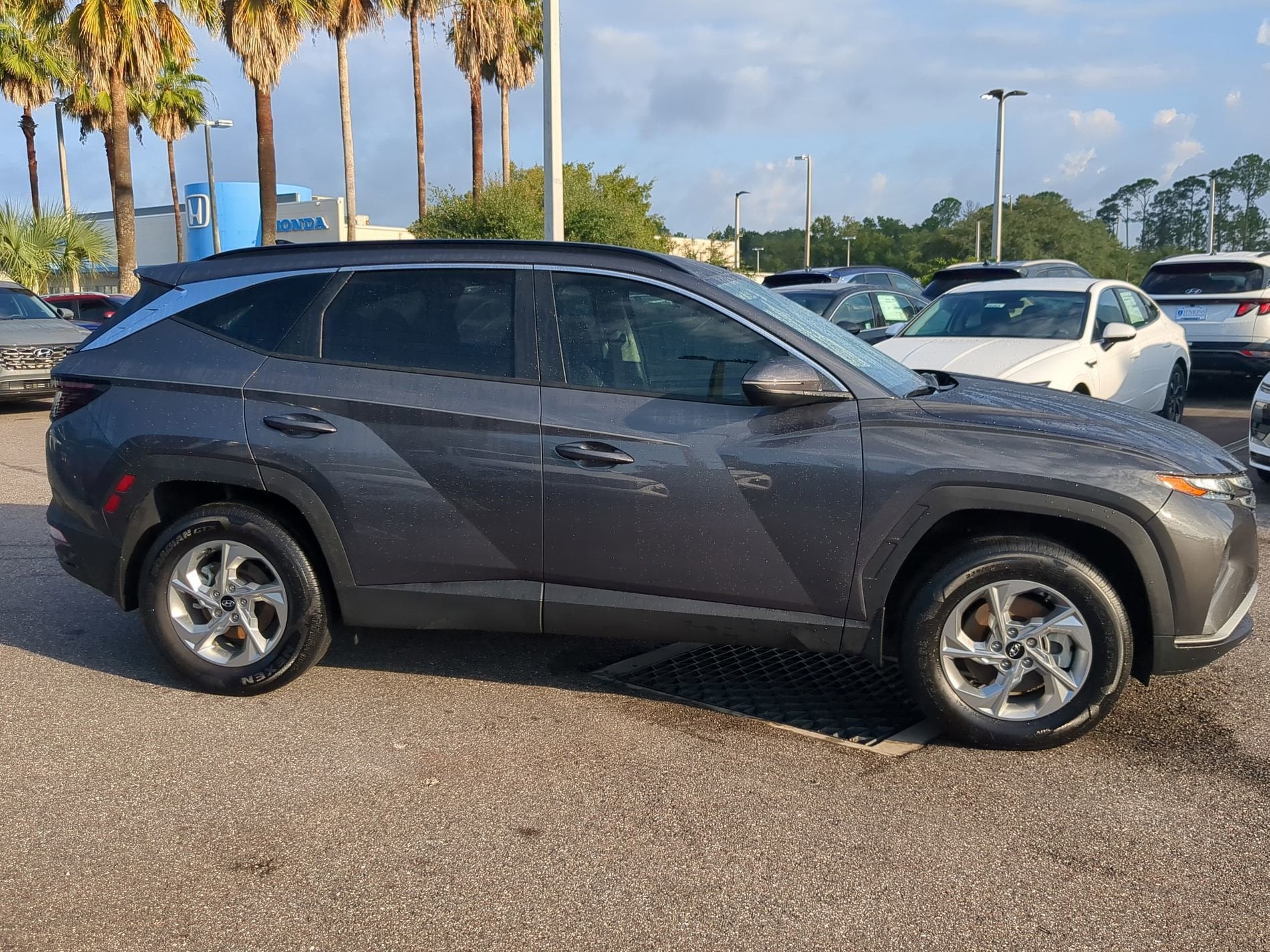 Used 2023 Hyundai Tucson SEL with VIN KM8JBCAE0PU233899 for sale in Jacksonville, FL