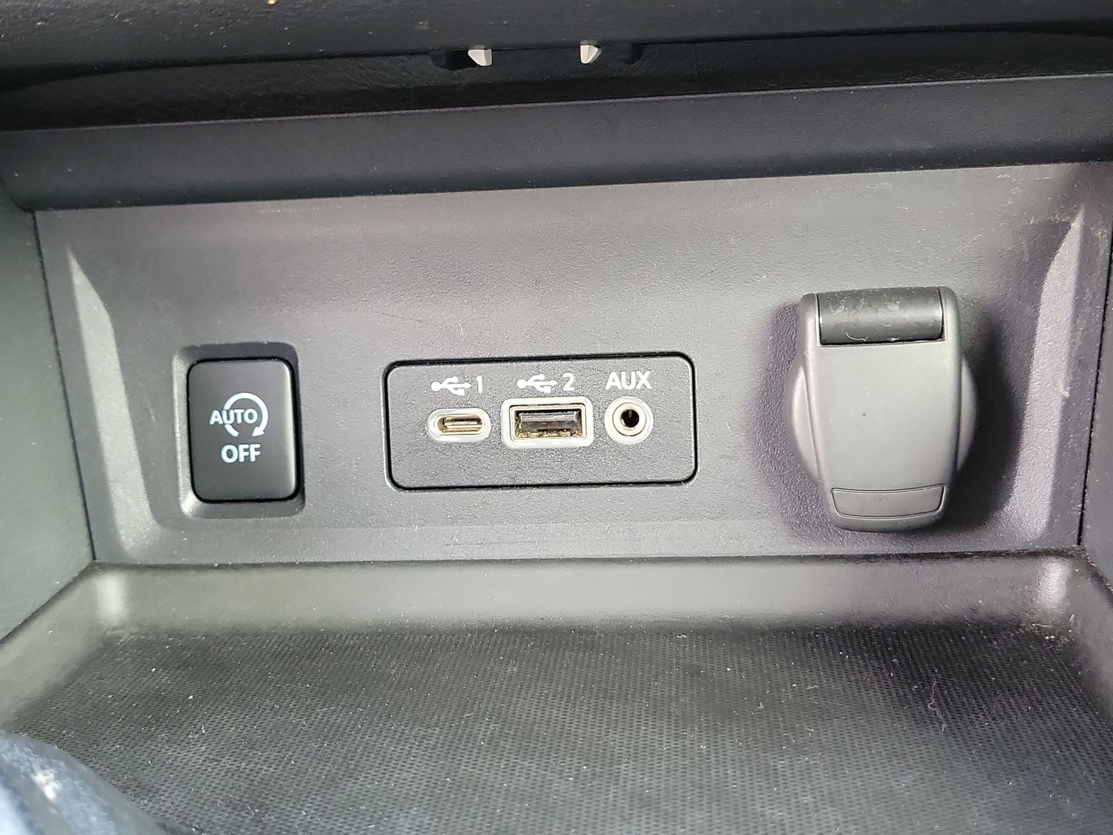 2024 Nissan Sentra SV - Photo 35