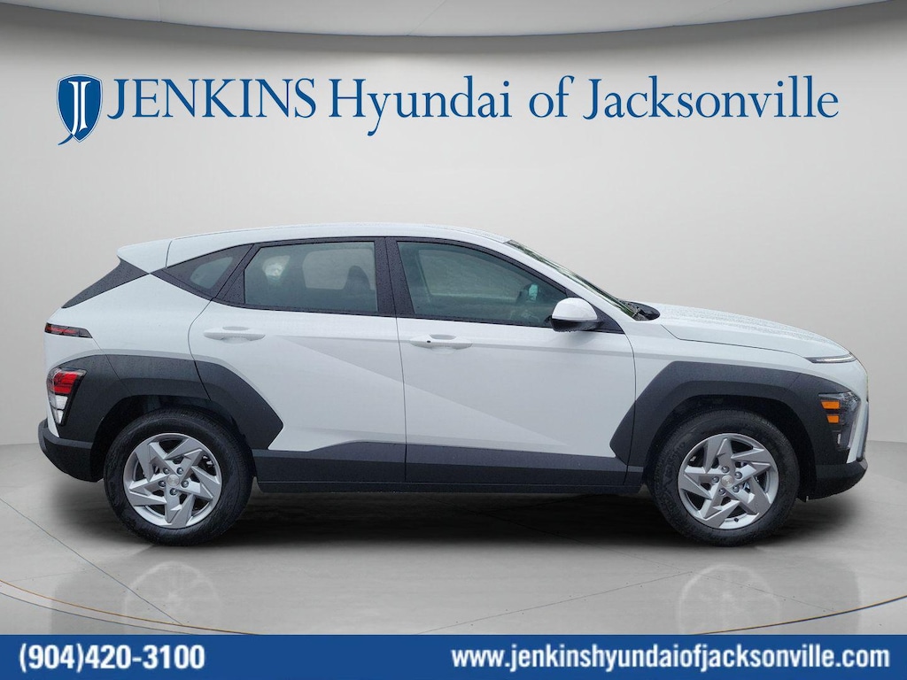 New 2027 Hyundai Kona SE FWD SUV