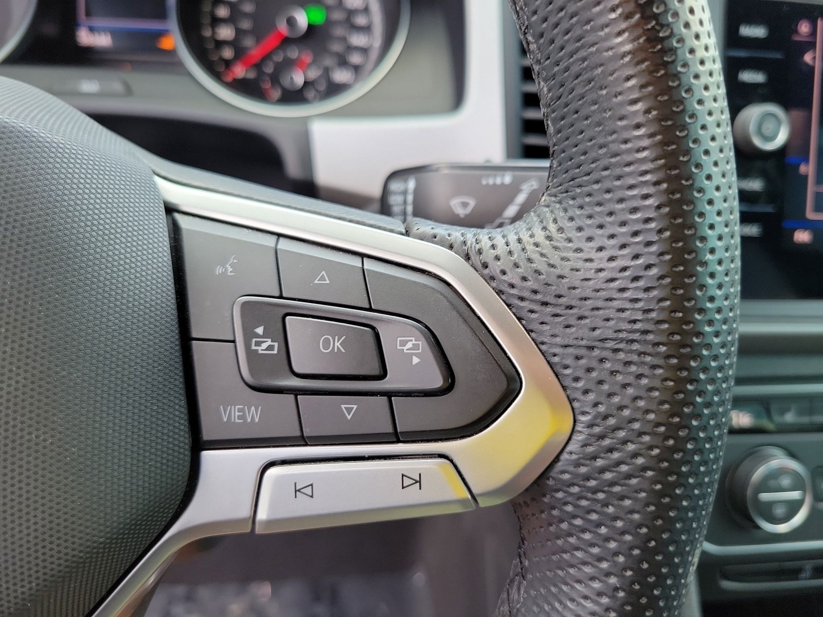 2021 Volkswagen Atlas Cross Sport SE w/Tech R-Line - Photo 34