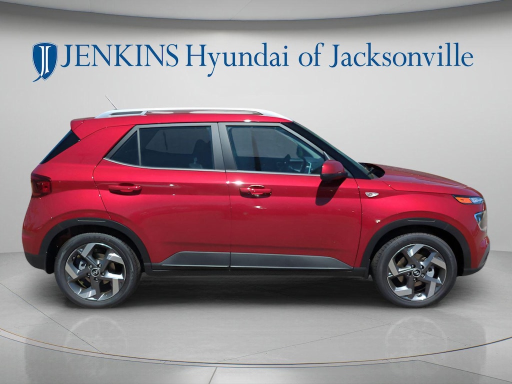 New 2025 Hyundai Venue SEL SUV