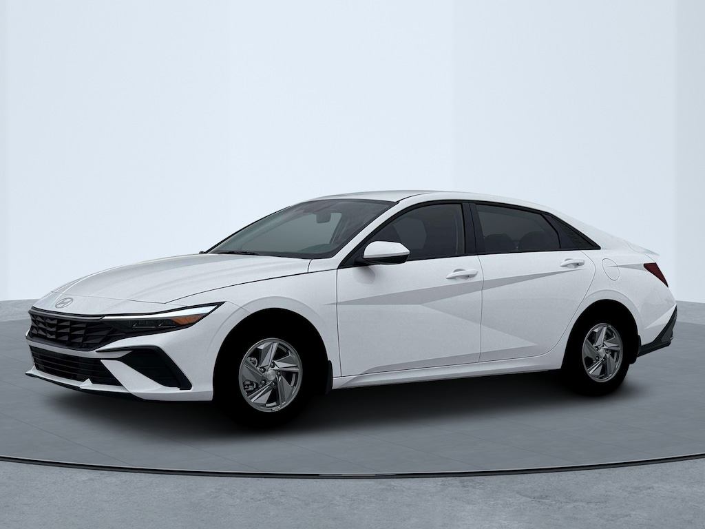 New 2026 Hyundai Elantra SE Sedan