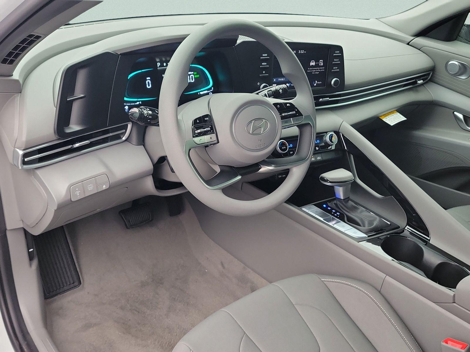 2026 Hyundai Elantra 24