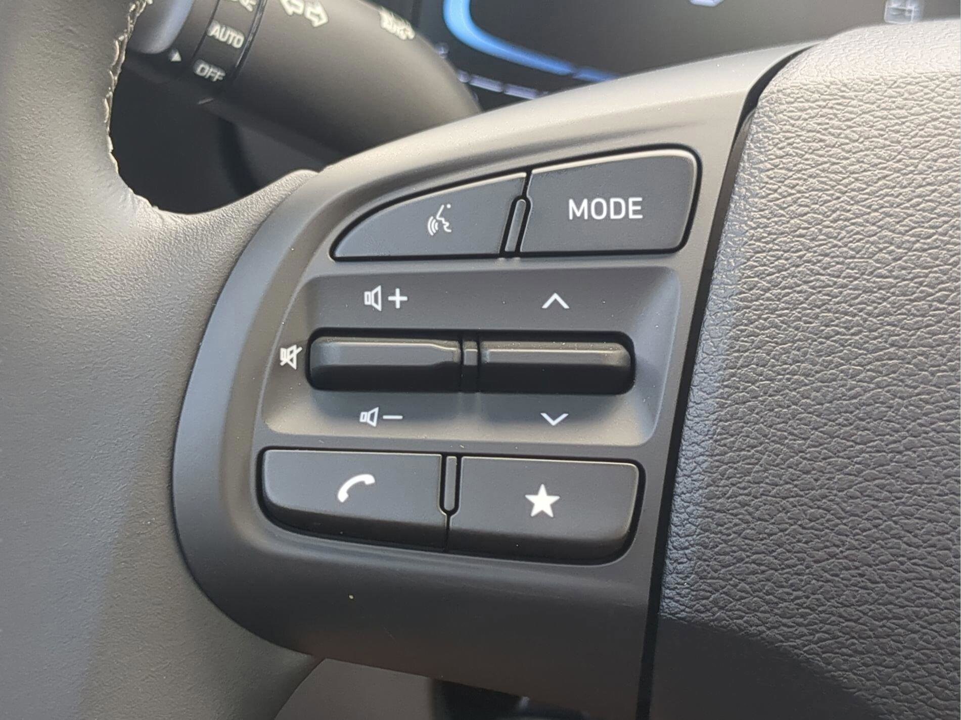 2026 Hyundai Venue SEL - Photo 30